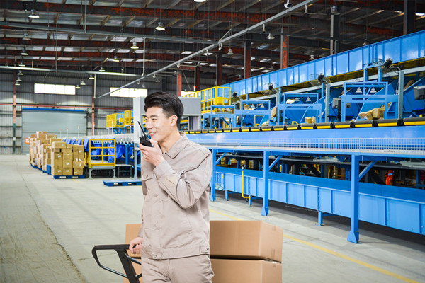 識別并應(yīng)對潛在供應(yīng)鏈風(fēng)險，確保運營穩(wěn)定