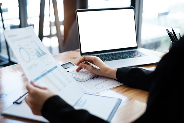 預(yù)算調(diào)整：根據(jù)實(shí)際情況，靈活調(diào)整預(yù)算