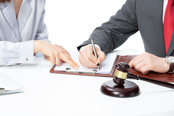 集團(tuán)法務(wù)合規(guī)管控：保障企業(yè)合法權(quán)益，降低法律風(fēng)險(xiǎn)