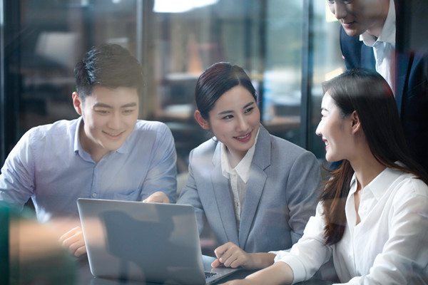 績效管理的持續(xù)改進(jìn)：不斷優(yōu)化，追求卓越