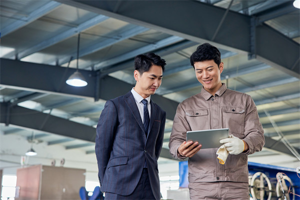 制造業(yè)管理新策略，引領(lǐng)企業(yè)高效運(yùn)營(yíng)，提升競(jìng)爭(zhēng)力