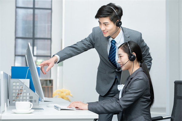 質(zhì)量導(dǎo)向的績(jī)效管理：關(guān)注質(zhì)量，提升產(chǎn)品和服務(wù)水平