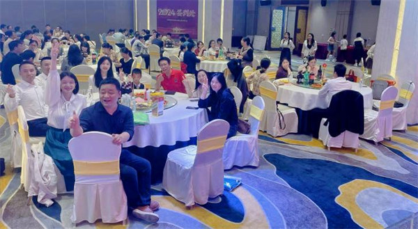 升禾第三期管理升級總結暨第四期啟動大會 升禾第三期管理升級總結暨第四期啟動大會