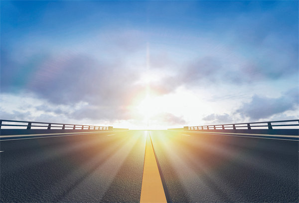 深度戰(zhàn)略咨詢，引領(lǐng)企業(yè)轉(zhuǎn)型，共創(chuàng)美好未來