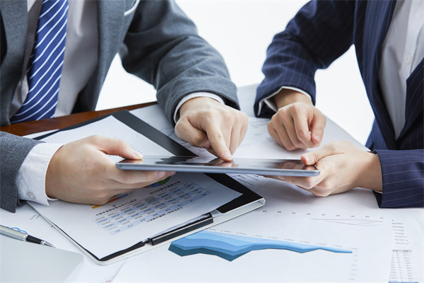 決策智囊：匯聚精英智慧，提升企業(yè)決策質(zhì)量