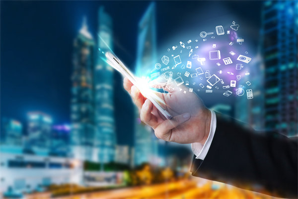 加強集團管控信息化建設，提升決策支持與數據分析能力