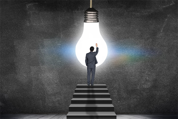 創(chuàng)新管理在推動企業(yè)持續(xù)發(fā)展中的角色與實踐？