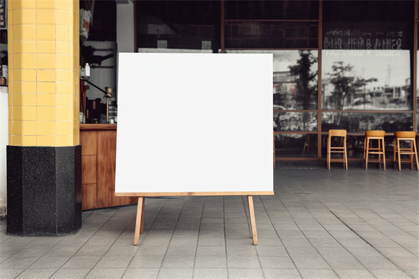 經(jīng)濟全球化，如何調(diào)整年度經(jīng)營計劃適應(yīng)國際市場變化？