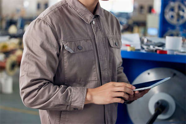 持續(xù)改進(jìn)機(jī)制在精益生產(chǎn)中如何驅(qū)動(dòng)質(zhì)量與成本雙贏？