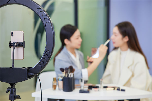 營銷咨詢公司的全球化服務(wù)如何助企業(yè)開拓國際市場？