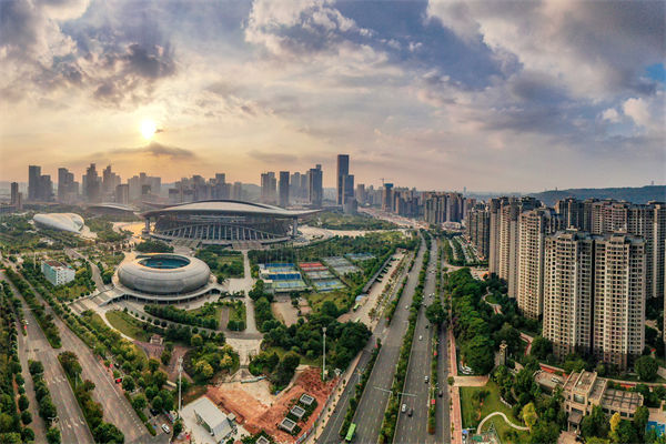 南昌集團(tuán)管控咨詢(xún)公司如何強(qiáng)化集團(tuán)集權(quán)與分權(quán)平衡？