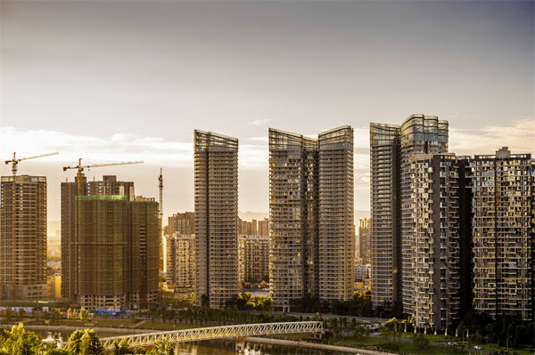 北上廣深樓市集體回暖，對(duì)制造型企業(yè)有何啟示？