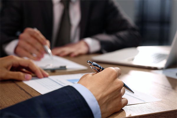 如何構(gòu)建有效的集團(tuán)管控體系，提升決策效率？