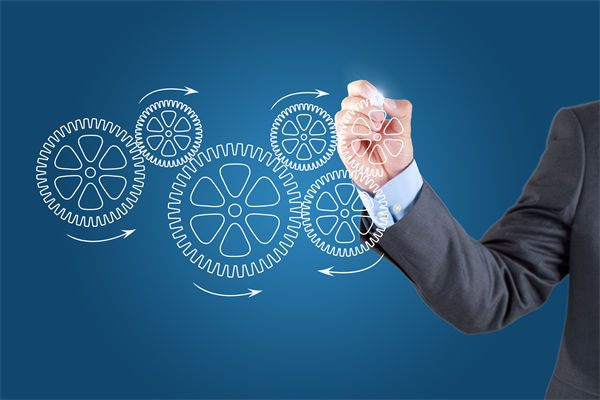 面對(duì)市場(chǎng)不確定性，管理咨詢?nèi)绾味ㄖ旗`活策略？