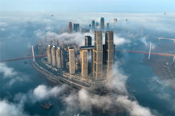 重慶戰(zhàn)略咨詢公司如何為企業(yè)定制長(zhǎng)遠(yuǎn)發(fā)展戰(zhàn)略？