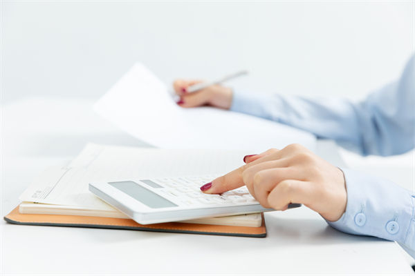 薪酬結構如何設計才能最大化激勵員工積極性？