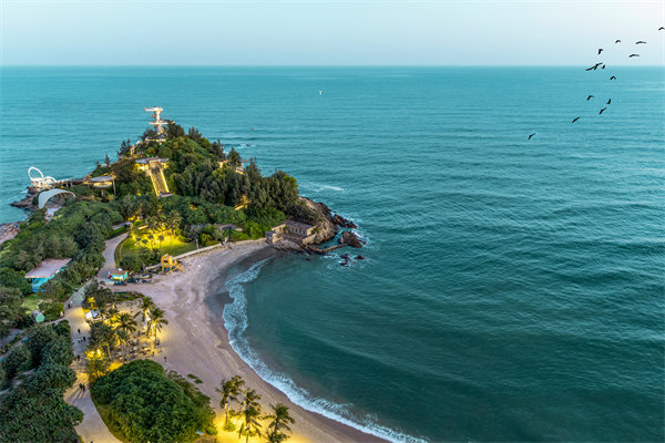 借助惠州薪酬咨詢公司，企業(yè)如何實(shí)現(xiàn)員工激勵與滿意度提升？