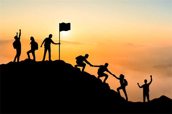 本年度經(jīng)營計劃中應(yīng)如何設(shè)定并達(dá)成具體業(yè)務(wù)目標(biāo)？