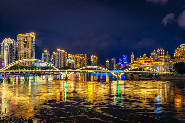 企業(yè)如何借助福州咨詢公司提升員工績(jī)效與團(tuán)隊(duì)效能？