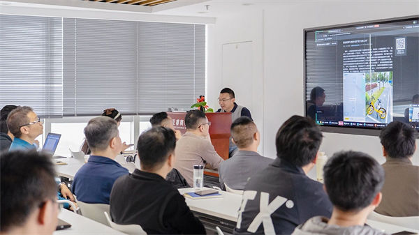 《咨詢師第一期AI應用與實踐培訓班》 《咨詢師第一期AI應用與實踐培訓班》