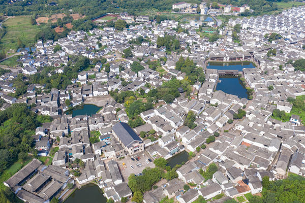 面對市場不確定性，金華咨詢?nèi)绾我?guī)劃企業(yè)穩(wěn)健前行？