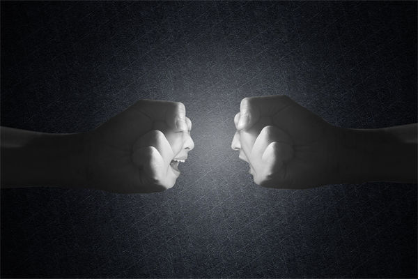 內(nèi)部矛盾重重，管理咨詢?nèi)绾沃χ亟ê椭C高效組織？