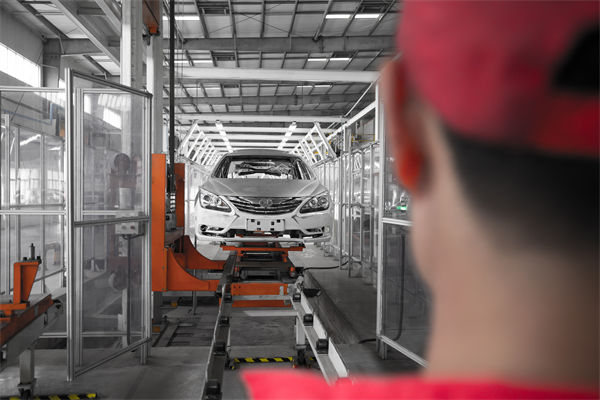 精益生產(chǎn)破除管理積弊，引領(lǐng)制造業(yè)邁向卓越運(yùn)營