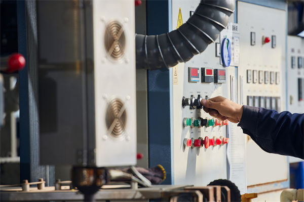 設備故障拖慢進度，精益生產(chǎn)怎樣打造零故障車間？