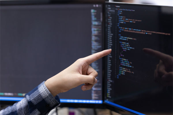 數(shù)據(jù)泛濫成災(zāi)難利用？企業(yè)數(shù)字化轉(zhuǎn)型如何打通任督二脈？