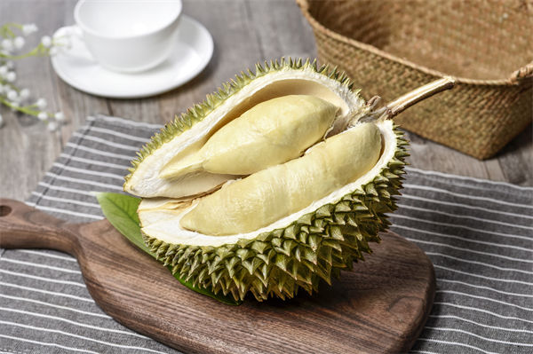 榴蓮價格暴跌50%，有人買了50箱，預(yù)算管理怎么看？