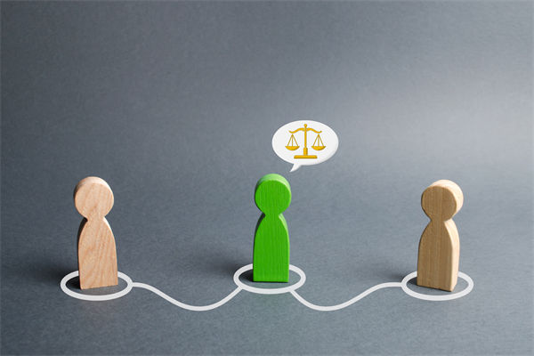 榮耀CEO承認(rèn)銷量非常困難，眾多企業(yè)的品牌戰(zhàn)略啟示