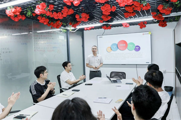 山東省科創(chuàng)服飾有限公司組織規(guī)劃&人力資源管理升級(jí)項(xiàng)目總結(jié)會(huì) 山東省科創(chuàng)服飾有限公司組織規(guī)劃&人力資源管理升級(jí)項(xiàng)目總結(jié)會(huì)