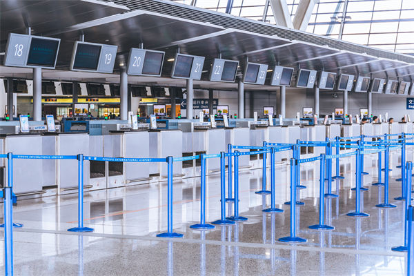 航班即將關閉艙門發(fā)現(xiàn)2人上錯飛機，有何精益啟示？