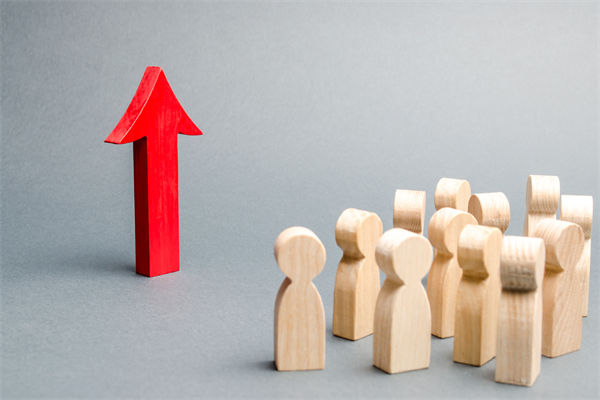 調(diào)薪機(jī)制長(zhǎng)期滯后市場(chǎng)，企業(yè)怎樣避免人才隱性流失？