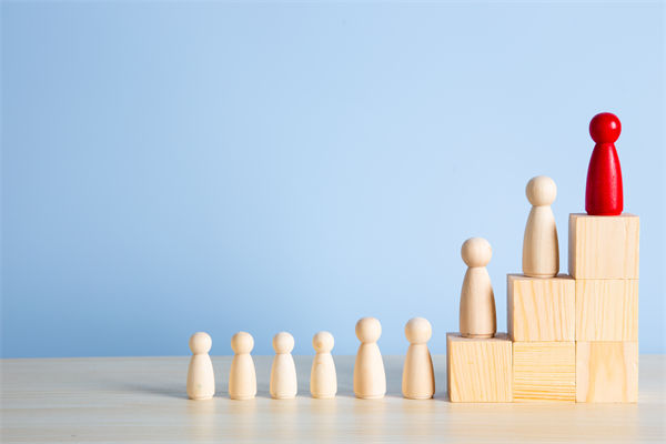 調(diào)薪機(jī)制長(zhǎng)期滯后市場(chǎng)，企業(yè)怎樣避免人才隱性流失？