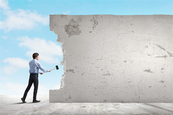 部門壁壘固化協(xié)作失靈，戰(zhàn)略推進處處受阻怎么解？