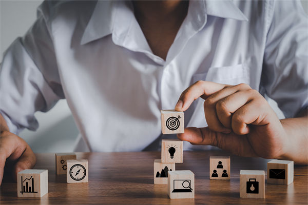 戰(zhàn)略目標(biāo)層層分解后，部門協(xié)同為何反成內(nèi)耗根源？